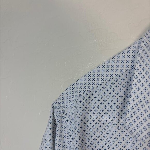 Bonobos Shirt Mens Medium Long White Blue Geometric Short Sleeve Standard Fit - Picture 2 of 7